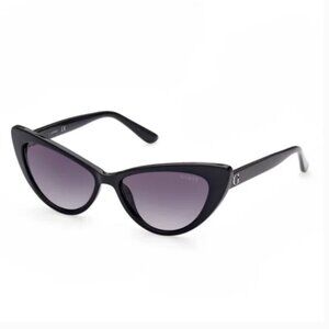 🆕 Guess 'Smoke' Cat Eye Sunglasses